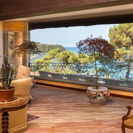 Hotel Porto Pirgos Parghelia Buitenkant foto