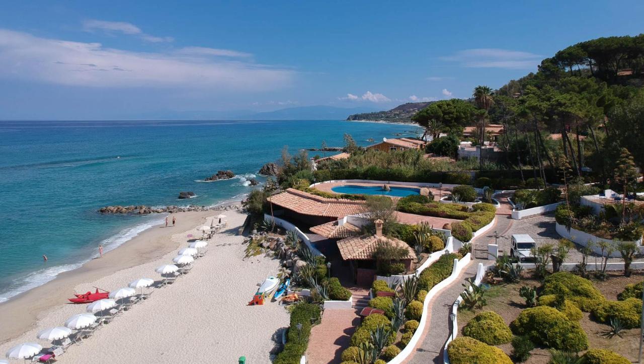 Hotel Porto Pirgos Parghelia Buitenkant foto