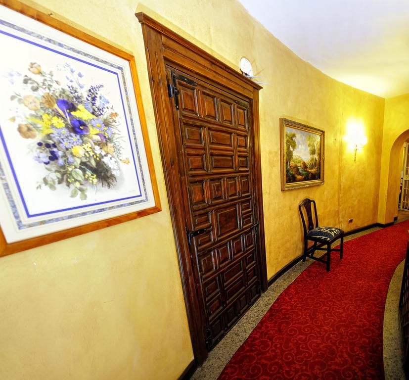 Hotel Porto Pirgos Parghelia Buitenkant foto