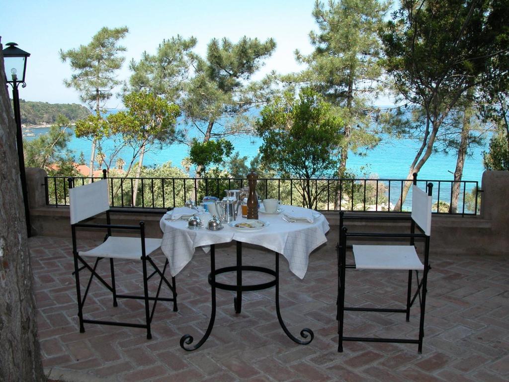 Hotel Porto Pirgos Parghelia Buitenkant foto